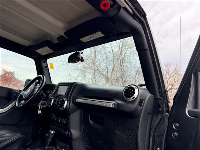2018 Jeep Wrangler JK Unlimited Sahara (Stk: 16158A) in Newmarket - Image 15 of 22