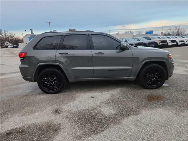 2019 Jeep Grand Cherokee Laredo (Stk: 95576) in London - Image 5 of 6