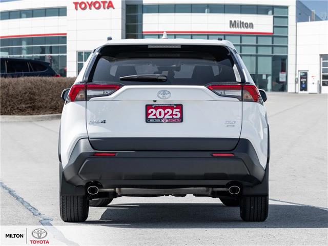 2025 Toyota RAV4 XLE (Stk: 550671) in Milton - Image 6 of 25