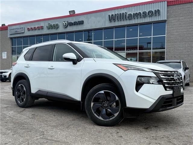2024 Nissan Rogue SV Moonroof (Stk: W9454) in Uxbridge - Image 1 of 8