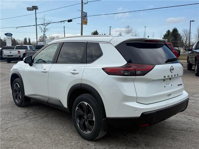 2024 Nissan Rogue SV Moonroof (Stk: W9454) in Uxbridge - Image 5 of 8