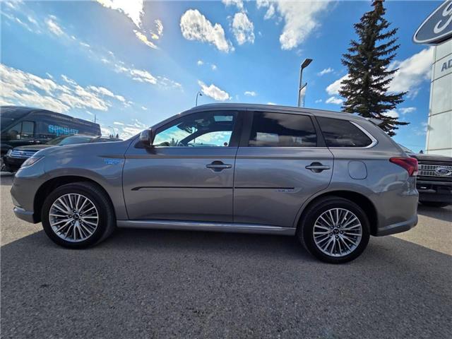 2021 Mitsubishi Outlander Plug-In Hybrid GT (Stk: S-683B) in Calgary - Image 2 of 9