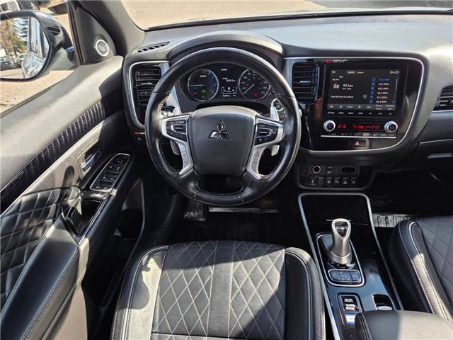 2021 Mitsubishi Outlander Plug-In Hybrid GT (Stk: S-683B) in Calgary - Image 7 of 9
