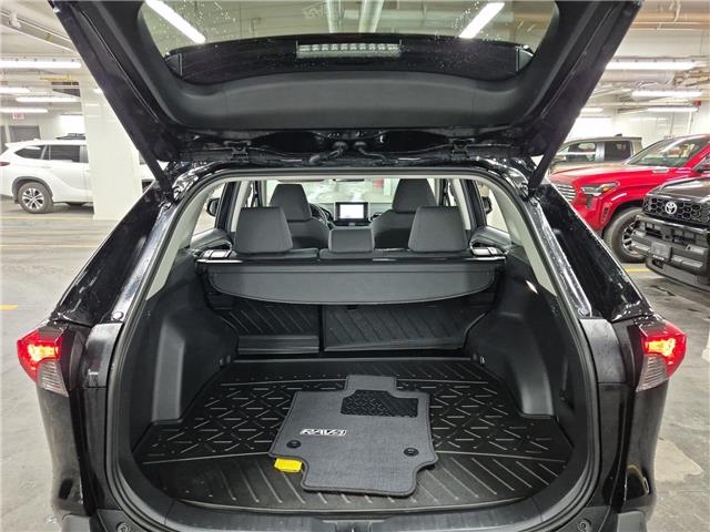 2024 Toyota RAV4 XLE (Stk: 10120342A) in Markham - Image 31 of 34