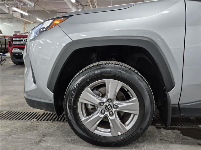 2023 Toyota RAV4 XLE (Stk: 10U6550) in Markham - Image 10 of 34