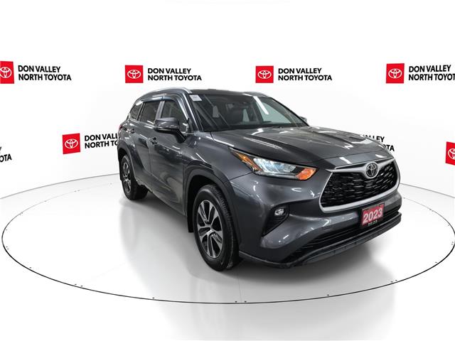 2023 Toyota Highlander XLE (Stk: 10U6561) in Markham - Image 2 of 36