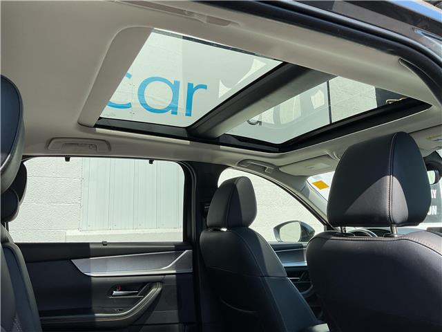 2025 Mazda CX-70 MHEV GT (Stk: 260369) in Ottawa - Image 11 of 15