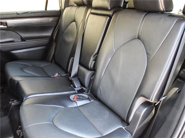 2022 Toyota Highlander Limited (Stk: P9696) in Toronto - Image 14 of 29