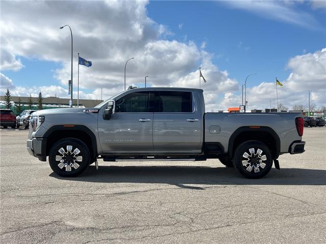 2025 GMC Sierra 3500HD 4WD Crew Cab 159  Denali (Stk: UC1980) in High River - Image 3 of 20