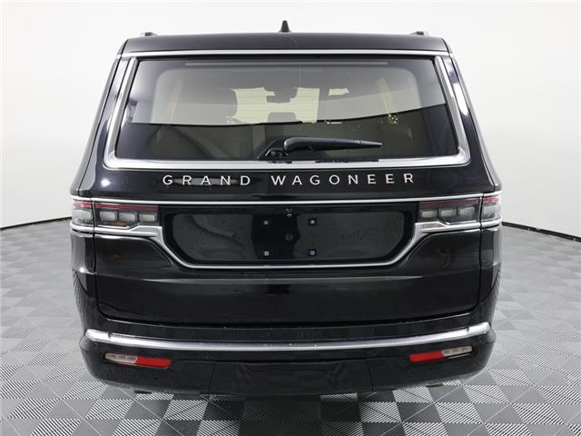 2022 Jeep Grand Wagoneer Series III (Stk: B20909A) in Calgary - Image 7 of 26