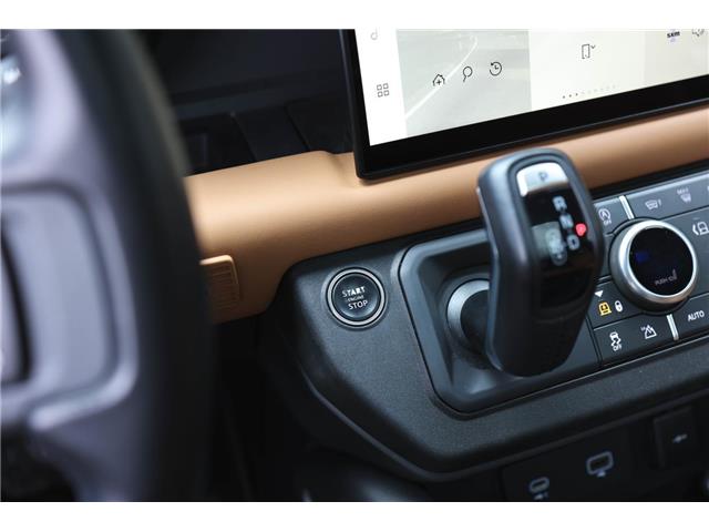 2023 Land Rover Defender X-Dynamic SE (Stk: TL14079) in London - Image 26 of 46