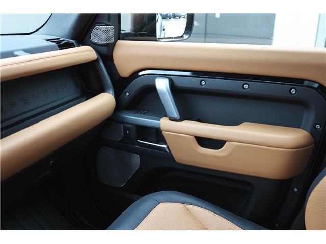 2023 Land Rover Defender X-Dynamic SE (Stk: TL14079) in London - Image 39 of 46