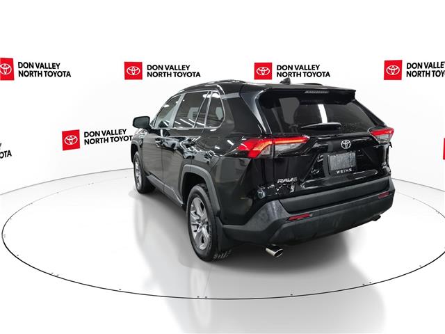2024 Toyota RAV4 XLE (Stk: 10120342A) in Markham - Image 6 of 34