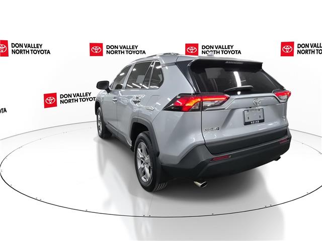 2023 Toyota RAV4 XLE (Stk: 10U6550) in Markham - Image 6 of 34