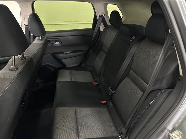 2024 Nissan Rogue SV Moonroof (Stk: 43826J) in Belleville - Image 7 of 31