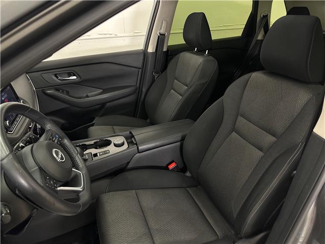 2024 Nissan Rogue SV Moonroof (Stk: 43826J) in Belleville - Image 12 of 31
