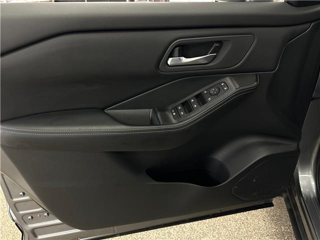 2024 Nissan Rogue SV Moonroof (Stk: 43826J) in Belleville - Image 14 of 31