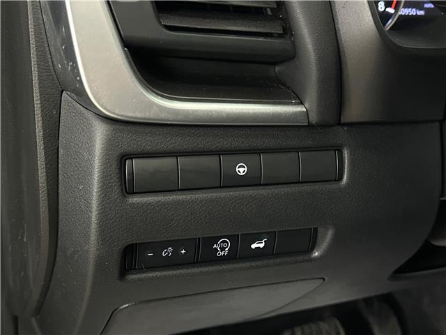 2024 Nissan Rogue SV Moonroof (Stk: 43826J) in Belleville - Image 15 of 31