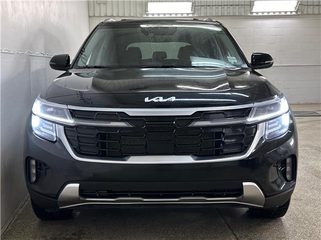 2024 Kia Seltos EX-Premium (Stk: 43827J) in Belleville - Image 2 of 33