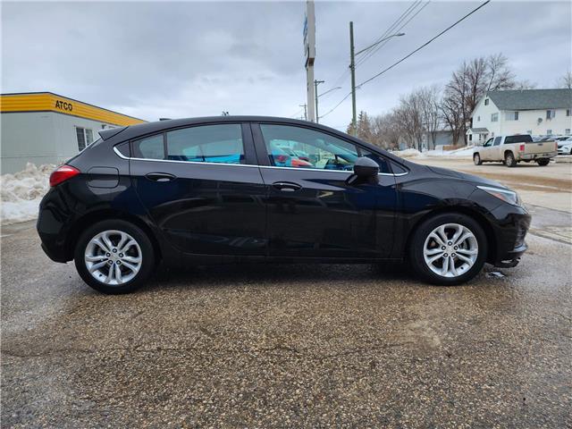 2019 Chevrolet Cruze LT (Stk: 31320A) in The Pas - Image 8 of 34