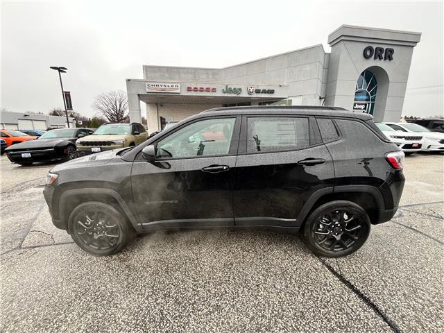 2026 Jeep Compass North (Stk: 26-264) in Sarnia - Image 2 of 24
