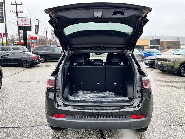 2026 Jeep Compass North (Stk: 26-264) in Sarnia - Image 23 of 24