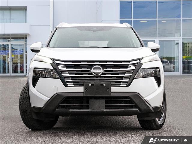 2024 Nissan Rogue SV Moonroof (Stk: DR0010) in London - Image 2 of 27