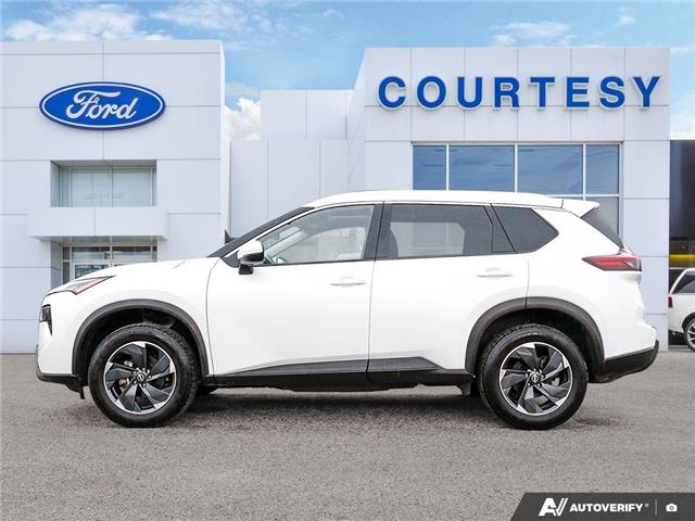 2024 Nissan Rogue SV Moonroof (Stk: DR0010) in London - Image 3 of 27