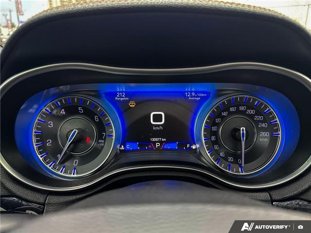 2019 Chrysler 300 S (Stk: 1032) in Kitchener - Image 13 of 23
