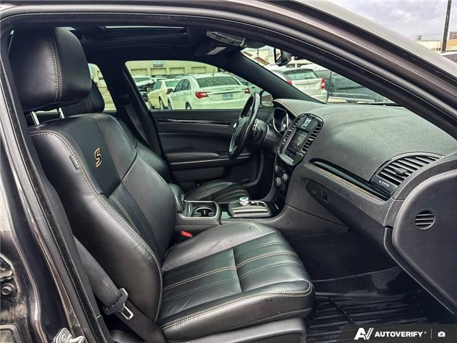 2019 Chrysler 300 S (Stk: 1032) in Kitchener - Image 20 of 23