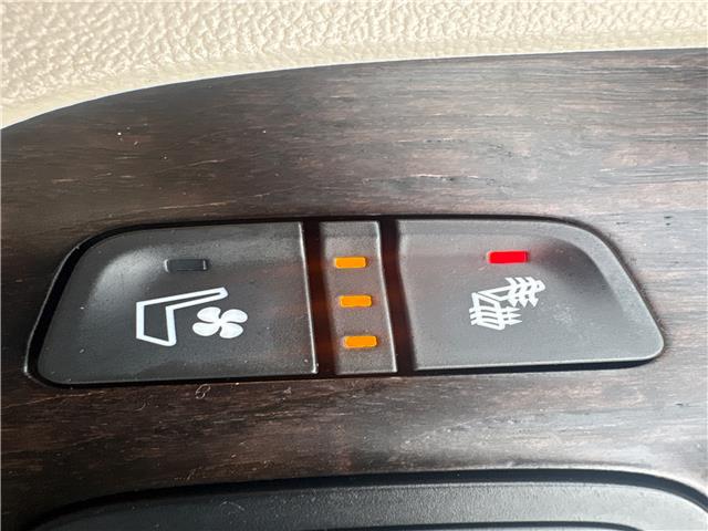 2022 GMC Acadia Denali (Stk: 138695) in Port Hope - Image 16 of 33