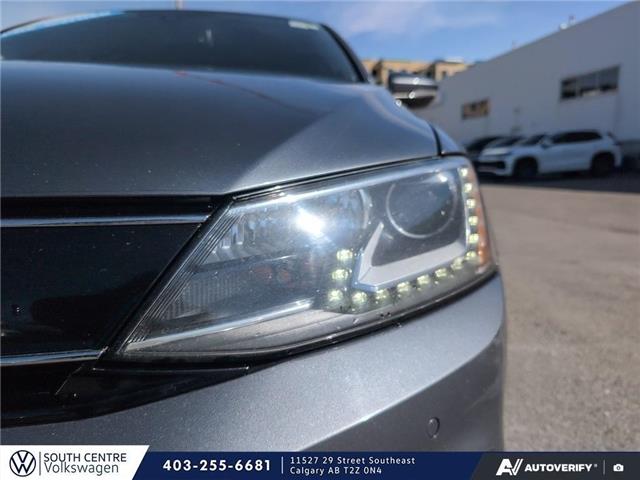 2015 Volkswagen Jetta Turbocharged Hybrid Base (Stk: SU7716A) in Calgary - Image 8 of 24