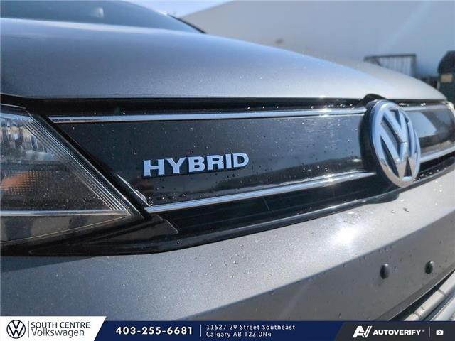 2015 Volkswagen Jetta Turbocharged Hybrid Base (Stk: SU7716A) in Calgary - Image 9 of 24