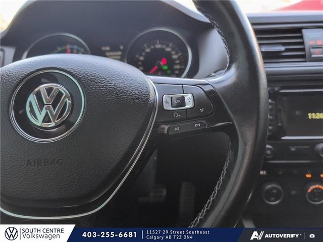 2015 Volkswagen Jetta Turbocharged Hybrid Base (Stk: SU7716A) in Calgary - Image 15 of 24