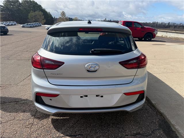 2019 Hyundai Accent Preferred (Stk: 24806) in Pembroke - Image 12 of 24