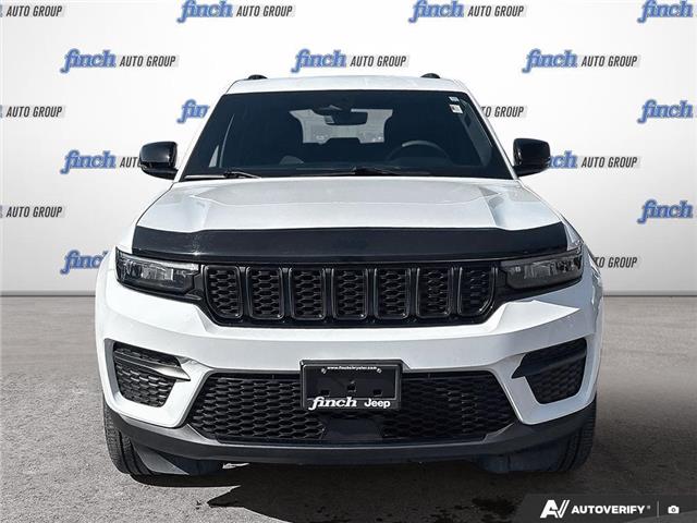 2024 Jeep Grand Cherokee Laredo (Stk: 165807) in London - Image 2 of 26