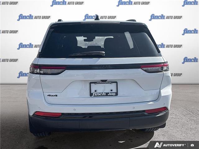 2024 Jeep Grand Cherokee Laredo (Stk: 165807) in London - Image 5 of 26