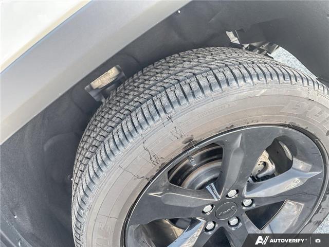 2024 Jeep Grand Cherokee Laredo (Stk: 165807) in London - Image 7 of 26