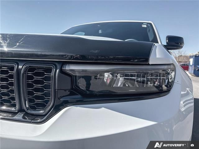 2024 Jeep Grand Cherokee Laredo (Stk: 165807) in London - Image 8 of 26