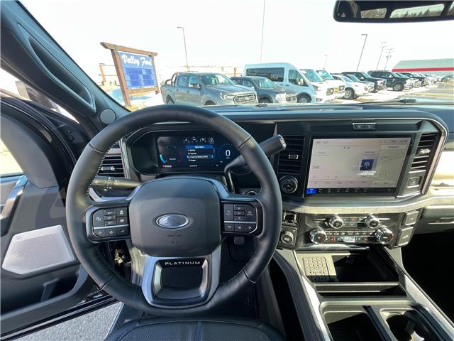 2026 Ford F-350 Platinum (Stk: T95633) in Hague - Image 11 of 14
