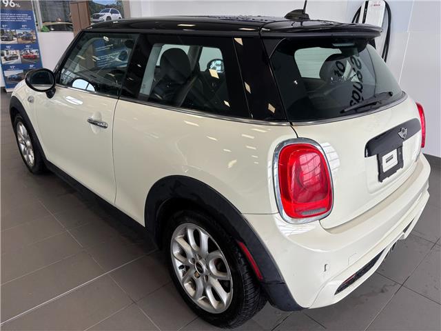 2016 MINI 3 Door Cooper S (Stk: 260345A) in Mississauga - Image 5 of 19 2016 MINI 3 Door Cooper S (Stk: 260345A) in Mississauga - Image 5 of 19