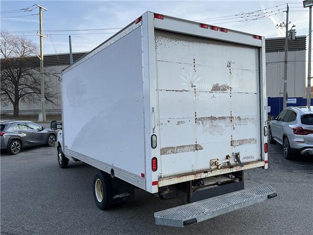 2017 Ford E-450 Cutaway Base (Stk: 4896) in KITCHENER - Image 5 of 18