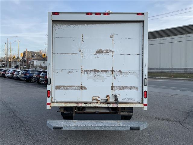 2017 Ford E-450 Cutaway Base (Stk: 4896) in KITCHENER - Image 6 of 18