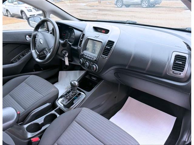 2018 Kia Forte LX+ (Stk: E69353) in Calgary - Image 12 of 14