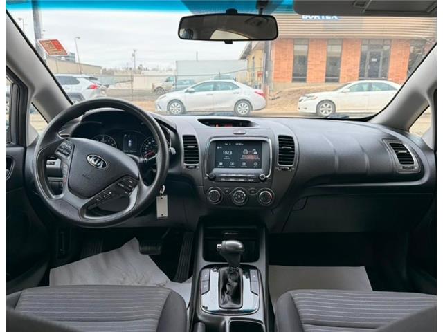 2018 Kia Forte LX+ (Stk: E69353) in Calgary - Image 13 of 14