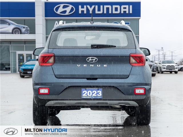 2023 Hyundai Venue Ultimate w/Denim Interior (IVT) (Stk: 265929) in Milton - Image 6 of 24