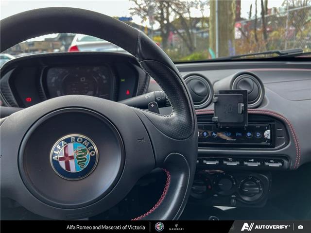 2015 Alfa Romeo 4C Base (Stk: 912461) in Victoria - Image 14 of 21