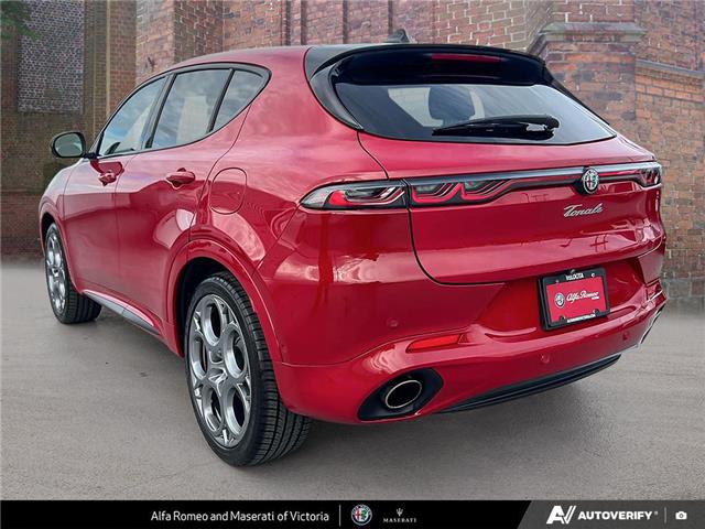 2025 Alfa Romeo Tonale PHEV Tributo (Stk: 912390) in Victoria - Image 4 of 24