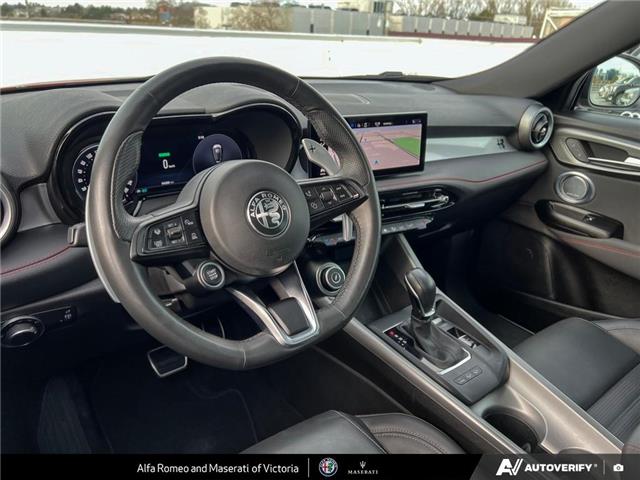 2025 Alfa Romeo Tonale PHEV Tributo (Stk: 912390) in Victoria - Image 12 of 24
