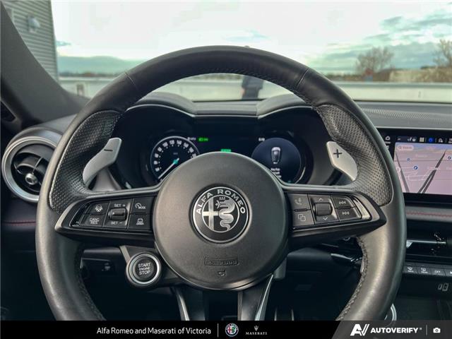 2025 Alfa Romeo Tonale PHEV Tributo (Stk: 912390) in Victoria - Image 13 of 24